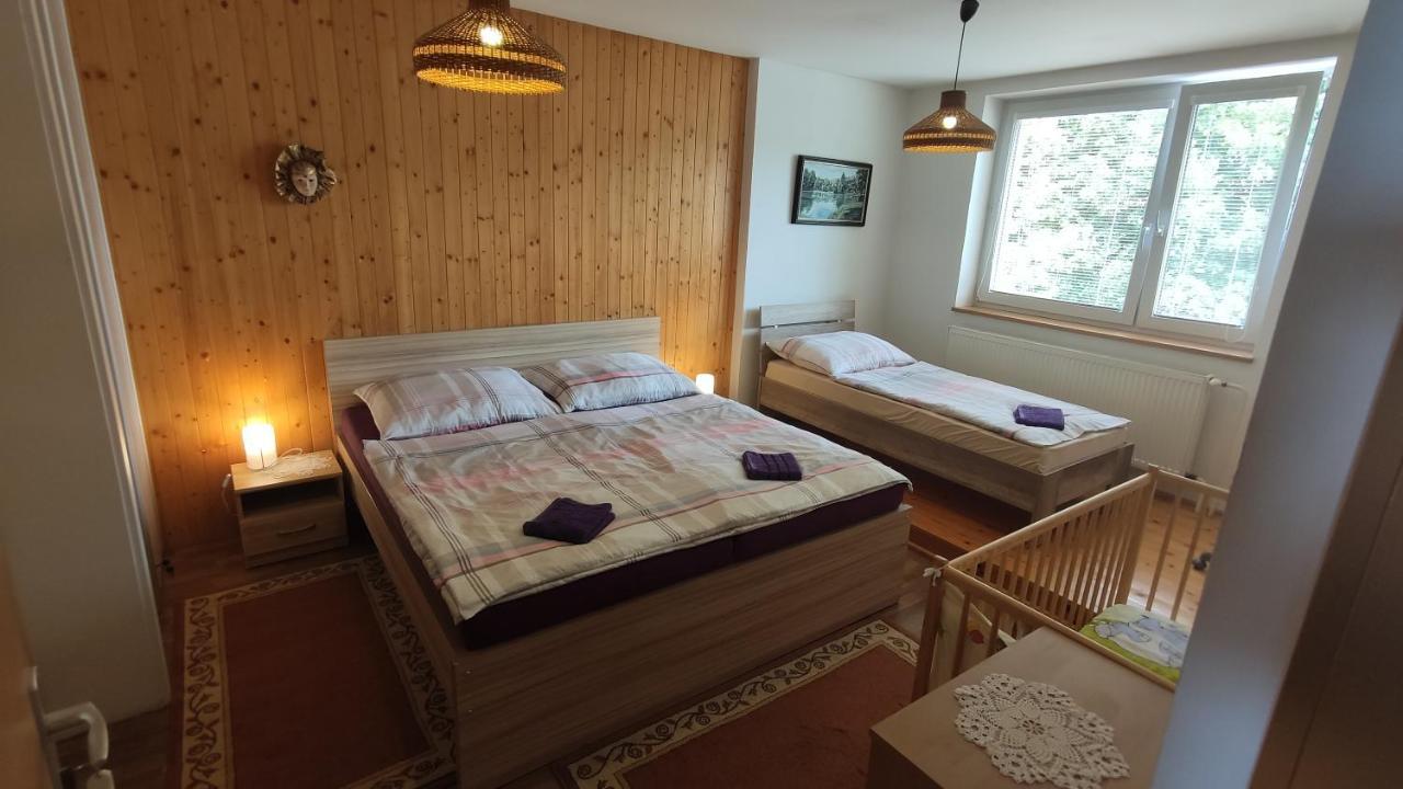 Privat Bea Apartment Podturen ภายนอก รูปภาพ